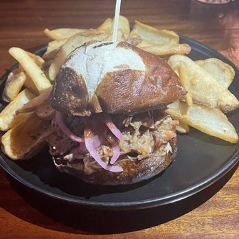 4th Wall Restaurant & Bar - BBQ Braised Pulled Pork Sandwich w Fries - Pubs Near Me - Boston, Massachusetts