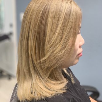 Devon Art Hair Studio - I love my ombré look - Hair Salons Near Me - Elk Grove, California Devon Art Hair Studio - I love my ombré look - Hair Salons Near Me - Elk Grove, California