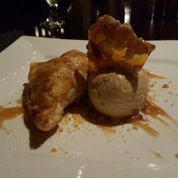 Six Peaks Grille - Apple turnover fritter with bourbon caramel ice cream - Steakhouses Near Me - Olympic Valley, California Six Peaks Grille - Apple turnover fritter with bourbon caramel ice cream - Steakhouses Near Me - Olympic Valley, California