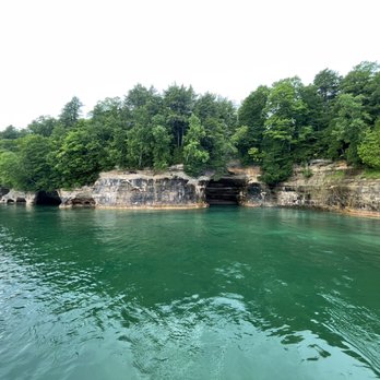 Shipwreck Tours - Boating Near Me - Munising, Michigan Shipwreck Tours - Boating Near Me - Munising, Michigan