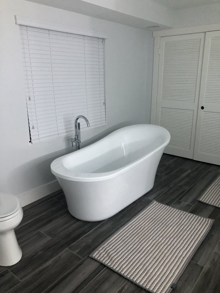 Slide of Executive Contracting Solutions