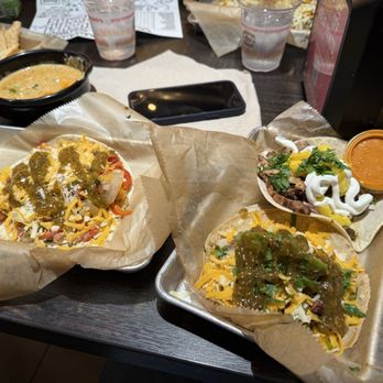 Torchy's Tacos - Chicken fajita, crossroad and brushfire. - Tacos Near Me - Rockville, Maryland Torchy's Tacos - Chicken fajita, crossroad and brushfire. - Tacos Near Me - Rockville, Maryland