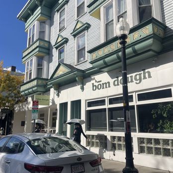 Bōm Dough - storefront - Brazilian Near Me - Cambridge, Massachusetts