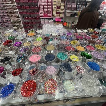Unique Glam Cosmetics - Glitter bar - Wholesale Stores Near Me - El Monte, California Unique Glam Cosmetics - Glitter bar - Wholesale Stores Near Me - El Monte, California