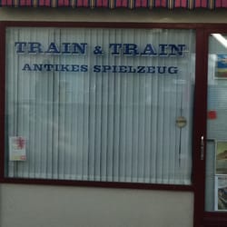 Train & train