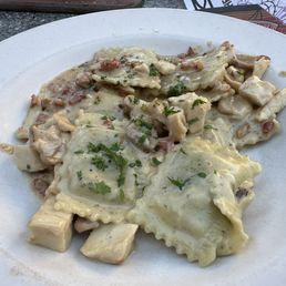 Chicken Alfredo Ravioli Chicken Alfredo Ravioli
