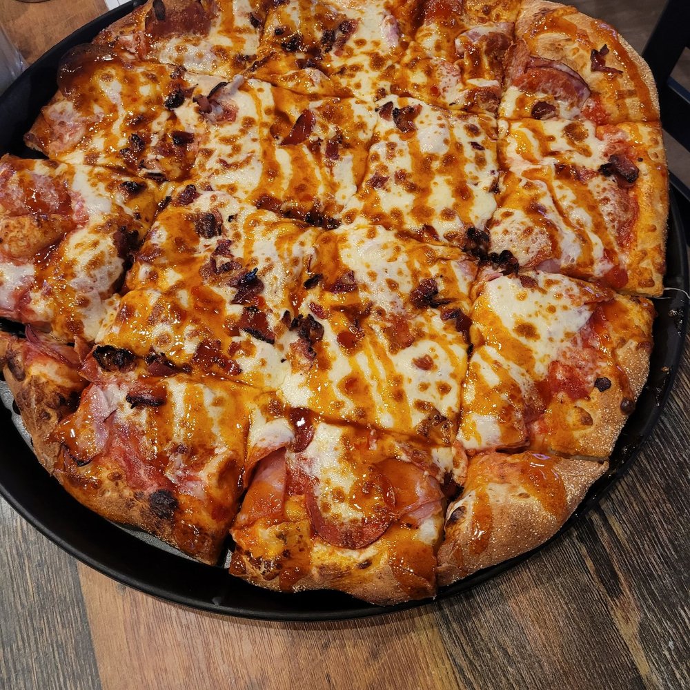 Copps Pizza - 16" Porkmaster pizza - delicious!!! - Pizza Near Me - Papillion, Nebraska Copps Pizza - 16" Porkmaster pizza - delicious!!! - Pizza Near Me - Papillion, Nebraska