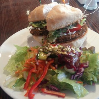 Wild Poppy Market - A veggie burger with house salad and poppyseed vinigerette very tasty - Bakeries Near Me - Ladysmith, British Columbia
