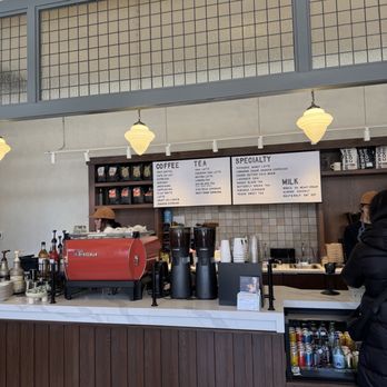 Layla & Ringo's - Coffee & Tea Near Me - Chicago, Illinois