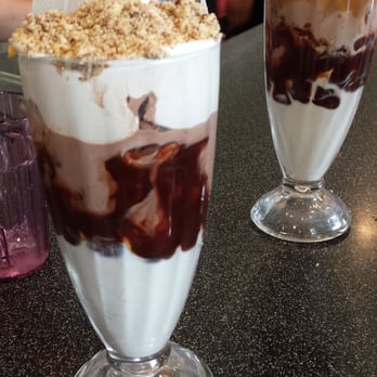 Dewar's Candy Shop - Candy Stores Near Me - Bakersfield, California