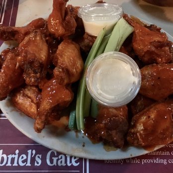 Gabriel's Gate - Buffalo Chicken Wings - American Near Me - Buffalo, New York