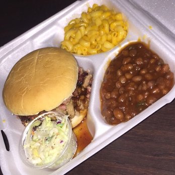 Ray's World Famous Bar-B Que - Pulled pork combo was just what I was looking for! - Barbeque Near Me - West Memphis, Arkansas Ray's World Famous Bar-B Que - Pulled pork combo was just what I was looking for! - Barbeque Near Me - West Memphis, Arkansas
