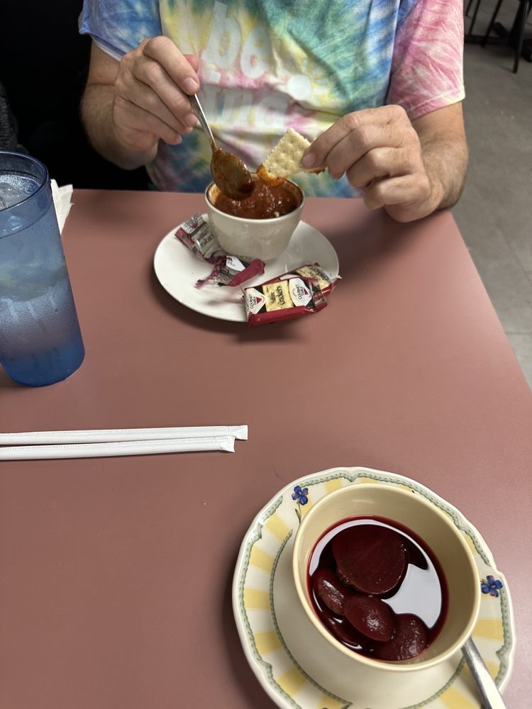 Cheryl's Country Diner Logo