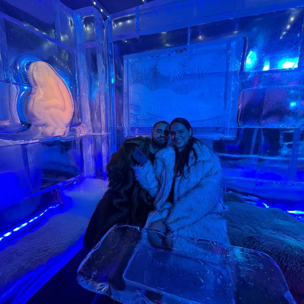ICEBAR Orlando - Chilling in the ice bar Seats + Tables + Sculptures, all ice ! - Dance Clubs Near Me - Orlando, Florida ICEBAR Orlando - Chilling in the ice bar Seats + Tables + Sculptures, all ice ! - Dance Clubs Near Me - Orlando, Florida