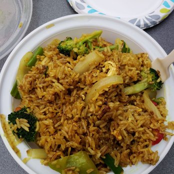 Thai and I - Pineapple Fried Rice with veggies & tofu (delivery) - Thai Near Me - Shrewsbury, Massachusetts Thai and I - Pineapple Fried Rice with veggies & tofu (delivery) - Thai Near Me - Shrewsbury, Massachusetts