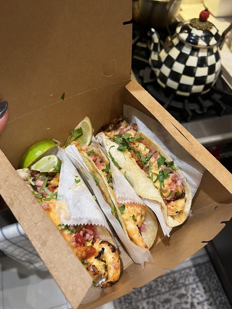 EAST COAST STREET TACOS 80 Photos & 54 Reviews 521 Stanley Ave