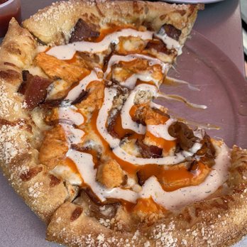 Mellow Mushroom Blacksburg - Buffalo Chicken - Pizza Near Me - Blacksburg, Virginia