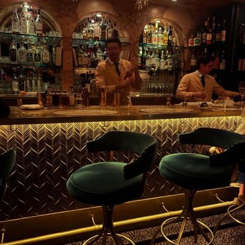 La Dolce Vita - La Dolce Vita Bar. - Italian Near Me - Beverly Hills, California La Dolce Vita - La Dolce Vita Bar. - Italian Near Me - Beverly Hills, California