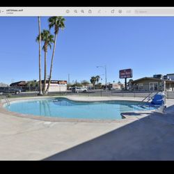 Crown Motel - Great Pool