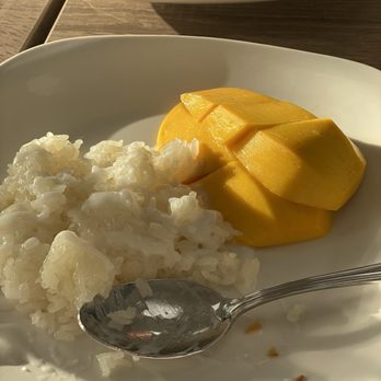 Blue Table Thai Cuisine - Sticky Sweet Sticky Rice with Mango. Amazing! - Thai Near Me - Bakersfield, California Blue Table Thai Cuisine - Sticky Sweet Sticky Rice with Mango. Amazing! - Thai Near Me - Bakersfield, California