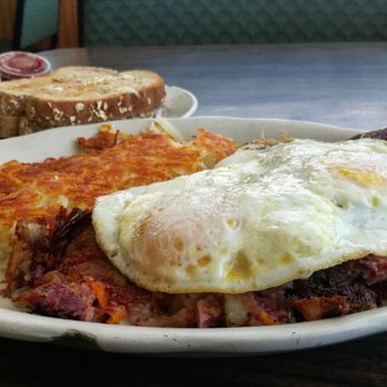 Yellow Rose Cafe - The Chicago's Best - Corned Beef Hash with two eggs - Diners Near Me - Chicago, Illinois