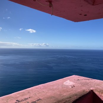 Maili Pillboxes - Hiking Near Me - Waianae, Hawaii Maili Pillboxes - Hiking Near Me - Waianae, Hawaii