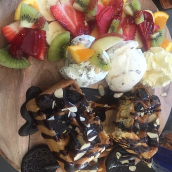 Casa Del Gelato - Oreo Waffles - Bakeries Near Me - Auckland, AUK Casa Del Gelato - Oreo Waffles - Bakeries Near Me - Auckland, AUK