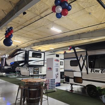 Fun Town RV San Antonio - RV Dealers Near Me - Cibolo, Texas Fun Town RV San Antonio - RV Dealers Near Me - Cibolo, Texas