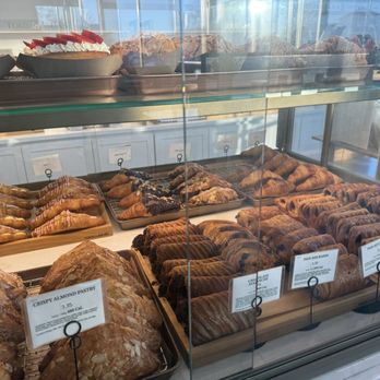 Tous Les Jours - Bakeries Near Me - Arlington Heights, Illinois