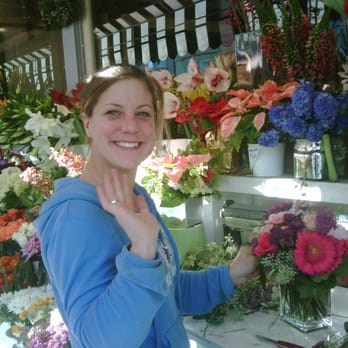 The Bud Stop - Jessica - Florists Near Me - San Francisco, California