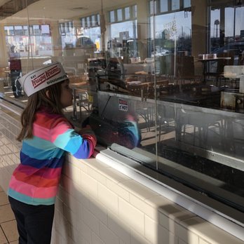 Krispy Kreme - Watching donuts being made - Donuts Near Me - Grand Rapids, Michigan