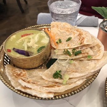 Sisters Thai  - Roti Green Curry - Thai Near Me - Alexandria, Virginia