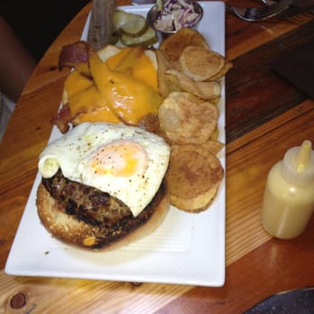 Mindy's Bakery - Hamburger (Heartland beef, organic bacon and Widmer cheddar, sunny side up egg, house-made pickle on garlic toasted sesame bun - Desserts Near Me - Chicago, Illinois