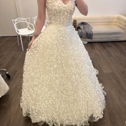 Luxe Redux Bridal - Beautiful but didn't fit my theme