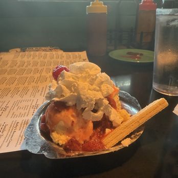Hickory Park Restaurant Co. - American Near Me - Ames, Iowa