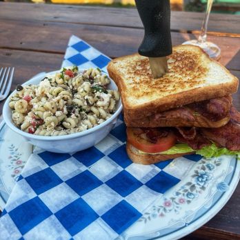 Parkside Public House - Gastropubs Near Me - Indianapolis, Indiana