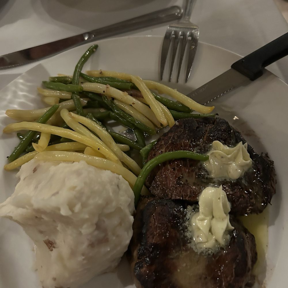 Cedar Creek Inn - Porcini Crusted Filet Mignon - New American Near Me - Brea, California Cedar Creek Inn - Porcini Crusted Filet Mignon - New American Near Me - Brea, California