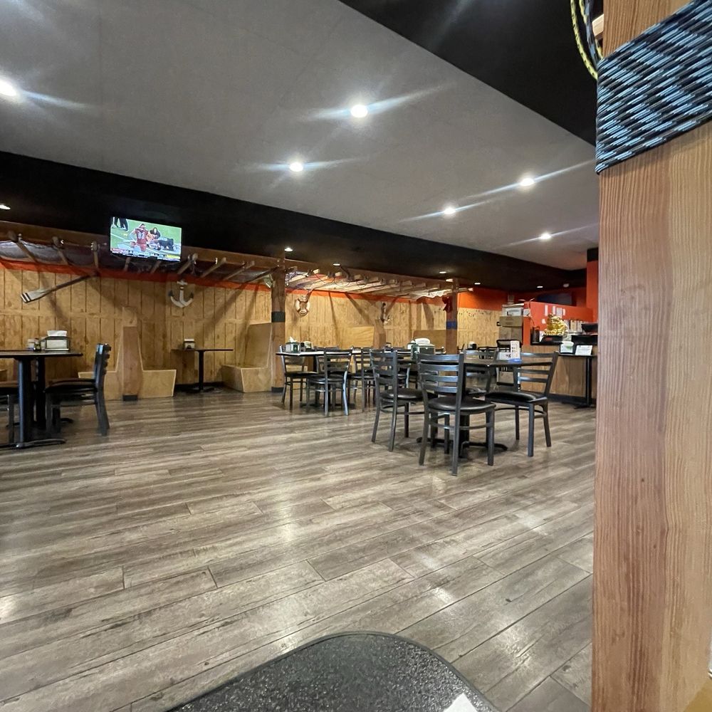 Asian n Cajun 2 - The entrance where you can wait - Cajun/Creole Near Me - Fair Oaks, California