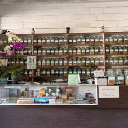 All herbs you need to make Chinese soup.