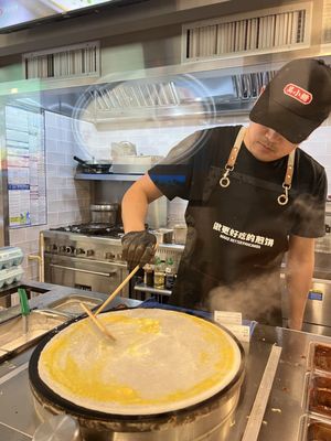 Ms. Wu Savory Crepes 吴小糖沙拉煎饼果子 by null