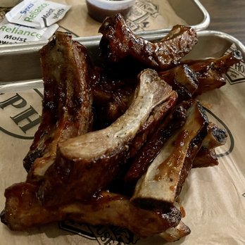Elgin Public House - Bucket o' Bones - Pubs Near Me - Elgin, Illinois