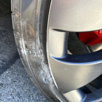 Wheel Revivers - Wheel before repair - Wheel & Rim Repair Near Me Wheel Revivers - Wheel before repair - Wheel & Rim Repair Near Me