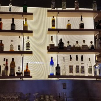 Kafe Leopold - Bar area - Austrian Near Me - Washington, DC, District of Columbia