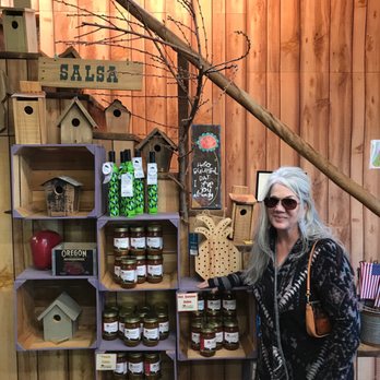Carter Mountain Orchard - I willow grab some apples - Pick Your Own Farms Near Me - Charlottesville, Virginia