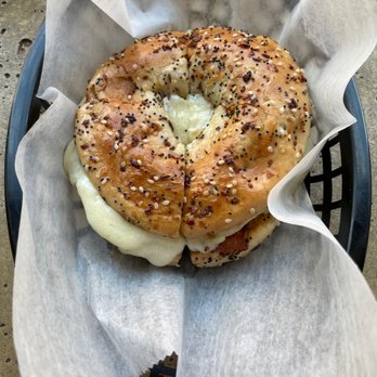 Cedarhurst Cafe - Everything bagel sandwhich - Cafes Near Me - New Haven, Connecticut