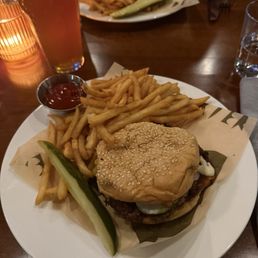 Dexter's Burger with a side of tallow fries