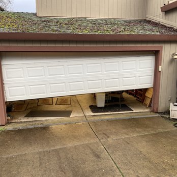 Local Garage Doors - Jorge was able to fix this within a couple hours of arrival. Super thankful!! - Garage Door Services Near Me