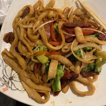 LanZhou Ramen - B3. Pork Stir-Fried Hand-Pulled Noodle - Chinese Near Me - Doraville, Georgia LanZhou Ramen - B3. Pork Stir-Fried Hand-Pulled Noodle - Chinese Near Me - Doraville, Georgia