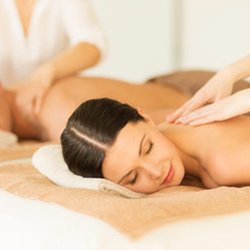Evelyn - Masaje para   pareja +jacuzzi   15  min   70€/60   min