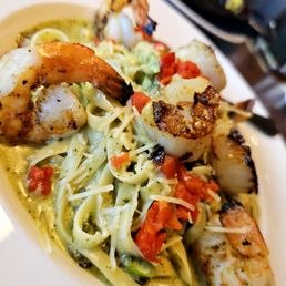 Seared Scallop and Prawn Fettuccine